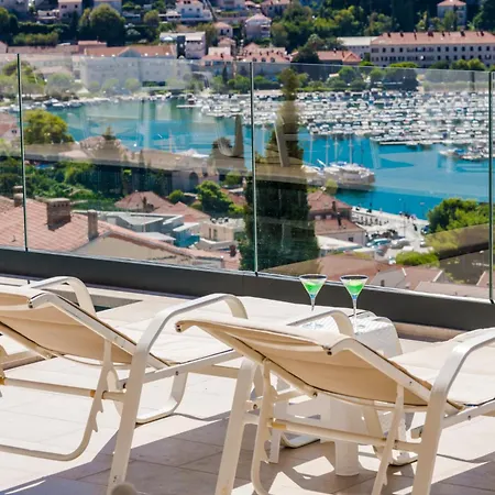 Makris No 2 Appartement *