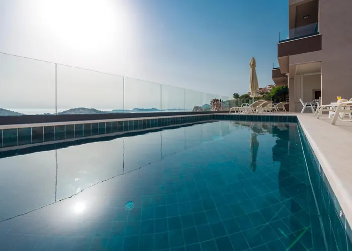 Makris No 2 Apartament *