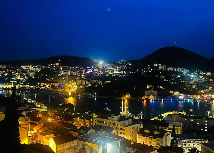 Makris No 2 Apartament